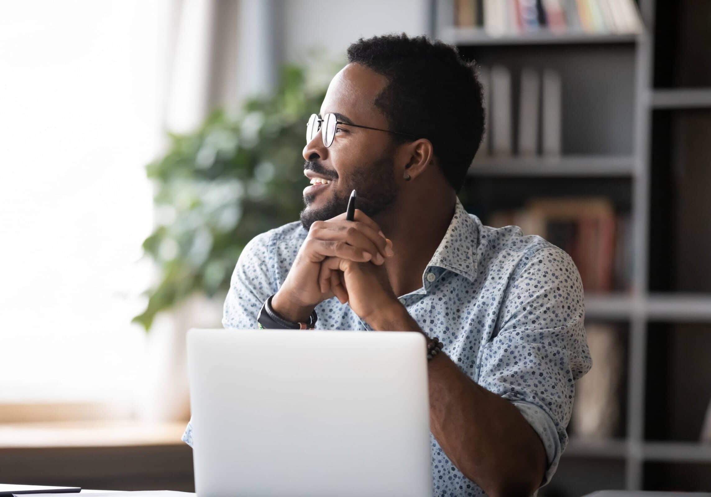 Coach making connections with peers through ICF Engage.